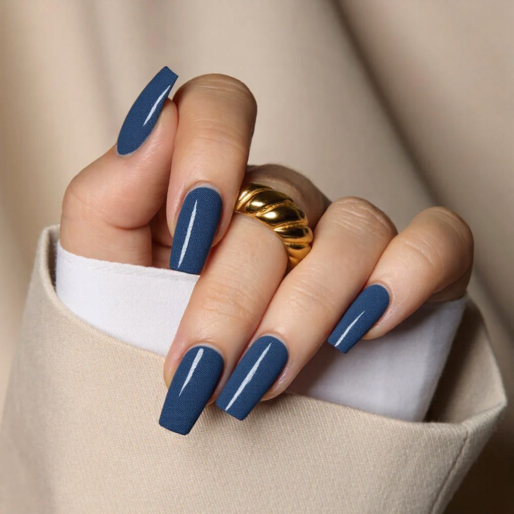 Medium square nails in denim blue with white line art